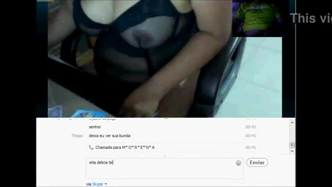 Casada No Skype Exibindo Peitos Gostoso Pra Vizinho Safadão Solteiro