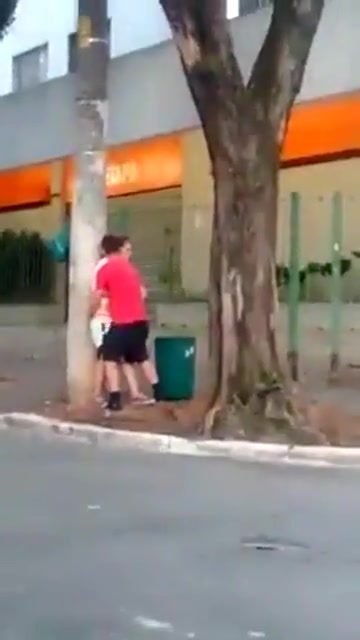 Homem Pega No Flagra Casal Dando Uma Trepada No Meio Da Rua Frei Caneca