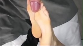 Cumming on the foot of her naughty young daughter real incest