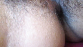 Hairy pussy in siririca fucking with a 22 cm dildo naughty crowns