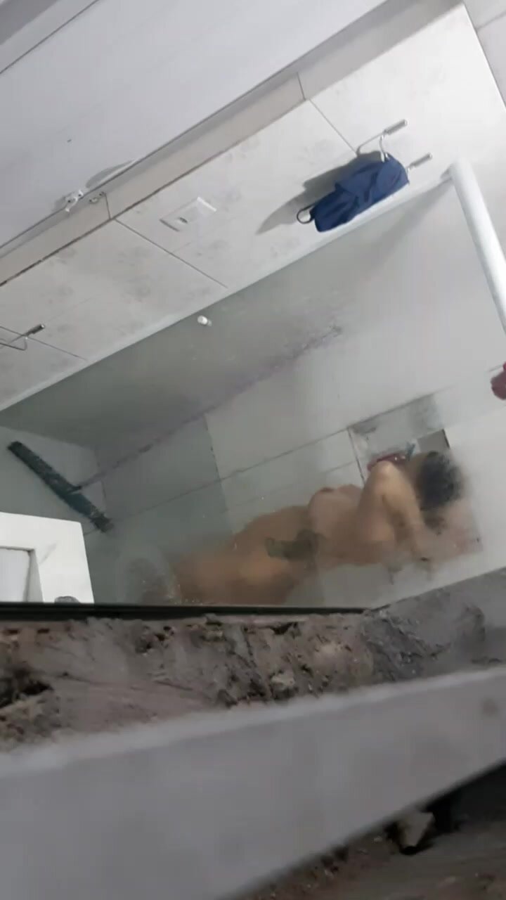 Espiando vizinha nua