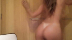 Amateur pervert masturbating naked on webcam