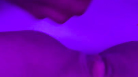 Raissa Avanzo fazendo sexo com a bucetinha melada de tesão