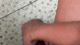 Privacy gratis da Luaninha becker masturbando a buceta com dildo