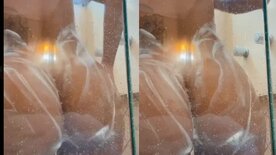A Ruiva Roberta em vídeo íntimo masturbando a bucetinha gostosa