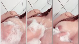 Branquinhaa Privacy grátis pelada apertando os peitos