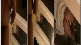 Puta da faculdade masturbando a buceta com vibrador