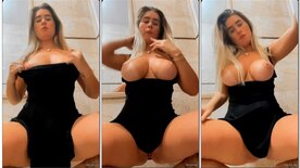 Debora Peixoto com a buceta pegando fogo de tesão