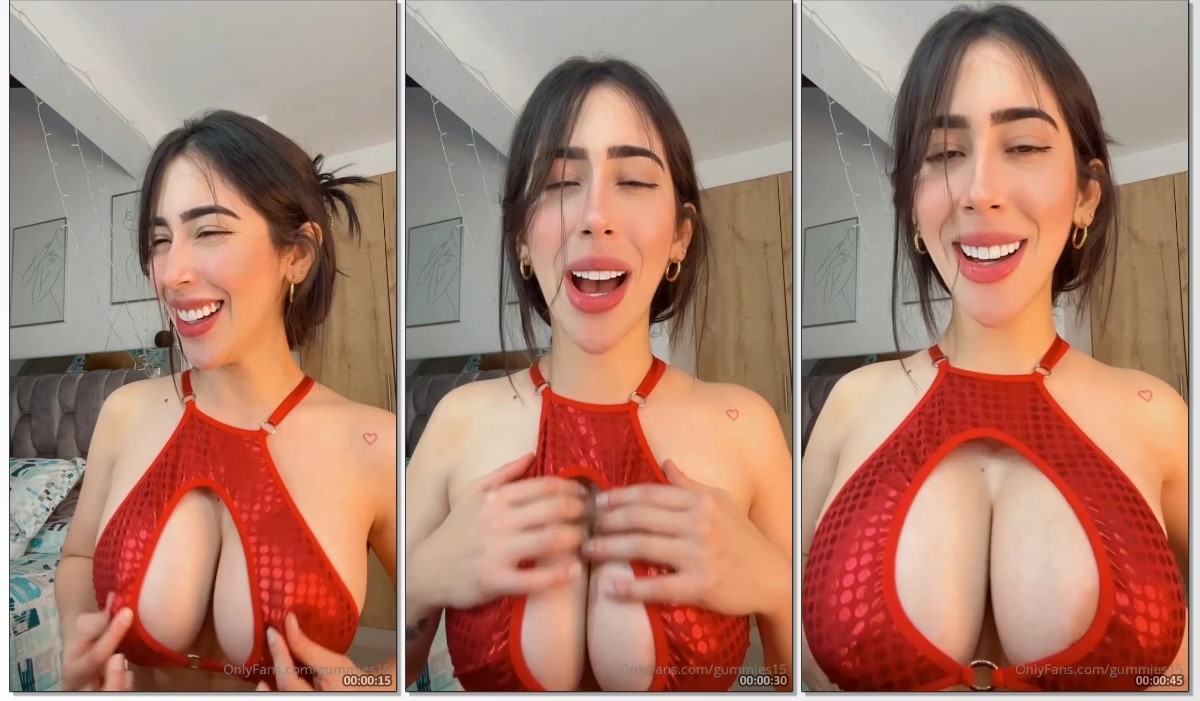 Una Bomba Sexy Di Onlyfans Che Mostra Le Sue Tette Appetitose - Cnn Amador