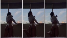 Ana Barreto naked showing her big ass in the window