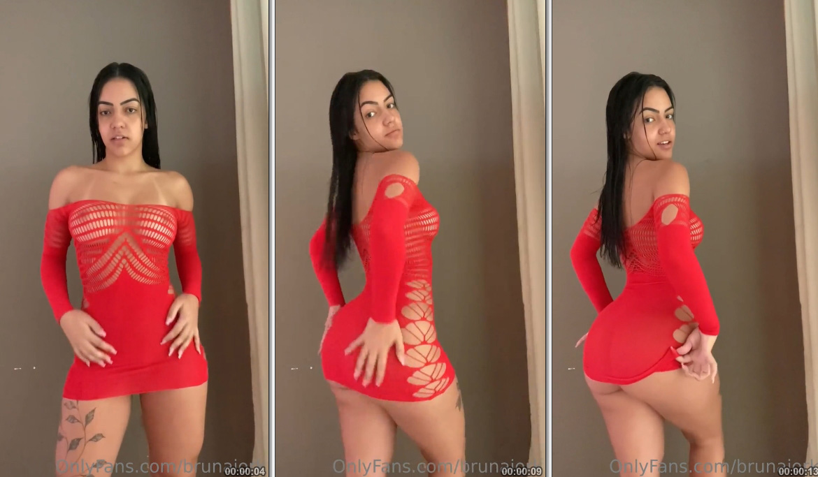 Bruna Iork putinha desgraçada Deliciosa com vestidinho colado sem calcinha