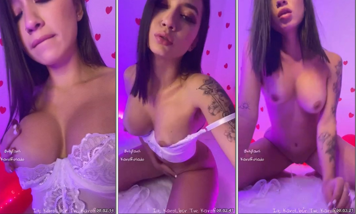 Colombiana Karol Rosado deliciosa tira lingerie e sensualiza peladinha e  gostosa