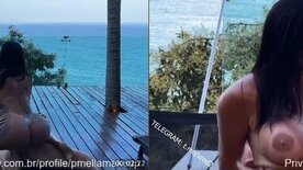 Pamella Makup dona do bucetão grande levando pau do amigo no privacy