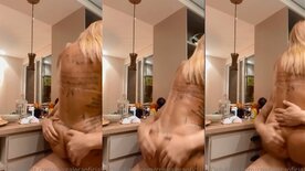 Cris Galera loira tatuada gostosa deu um sentada de tirar o folego