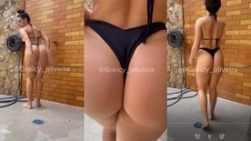 Greicy Oliveira calcinha socada na bunda grande bem safada