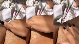Fogosa Linda Lua masturbando buceta peludinha com pernas abertas