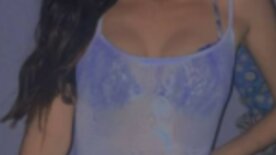 Yasmin docinho_miin safada fazendo boquete e levando gozada na cara