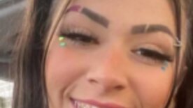 Mc Pipokinha rainha da putaria dançado funk pelada com a xoxota de fora