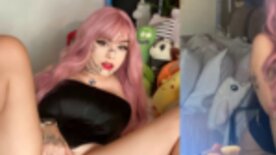 Nay Rezende peladinha gozando muitas vezes na siririca delicia