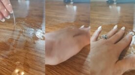 Emelia Anne mostrando o chão gozado depois de uma siririca bem deliciosa