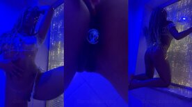 Emilly Baianinha nua exibindo a buceta greluda deliciosa