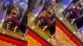 Deborat filmando a buceta com calça colada na academia