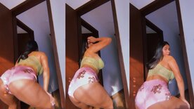 Laura Beatriz dançando funk rebolando gostoso a bunda grande