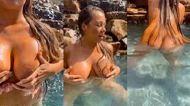 Peladinha na piscina e toda bronzeada a gostosa Jenni Neidhart aperta os peitões e empina o rabo