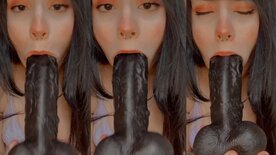 Lua Uchiha chupando consolo preto com a boquinha cheia no privacy