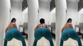 Delicious ass milf rolling around in tight leggings