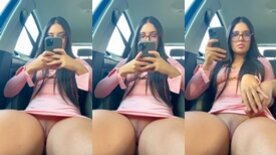 Estter Muniz sem calcinha de vestido muito curto mostrando a buceta no carro